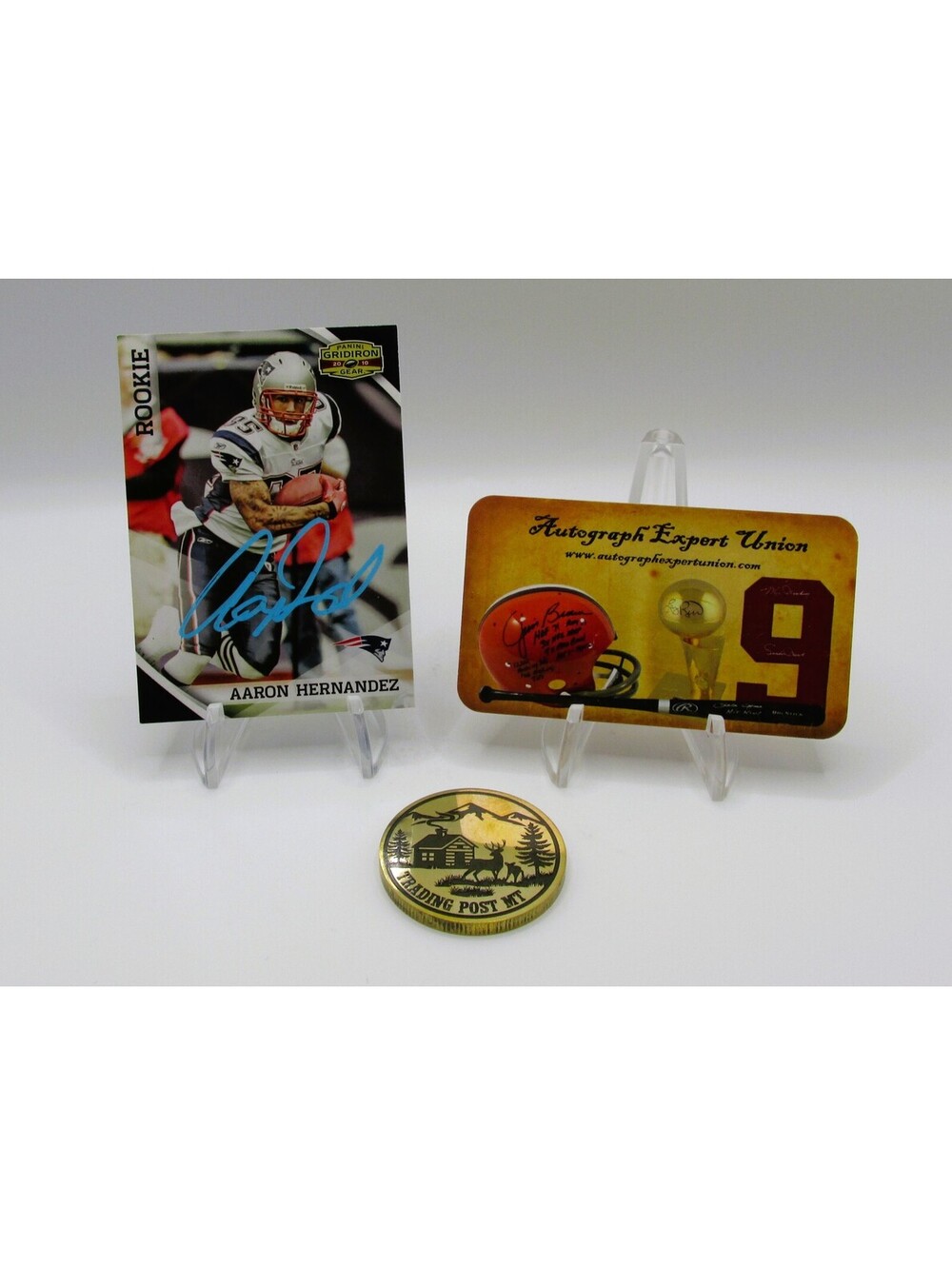 Aaron Hernandez Signed Card With COA (113984) (Patriots)
